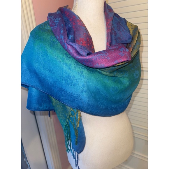 Rainbow Wrap/Scarf - Picture 3 of 6
